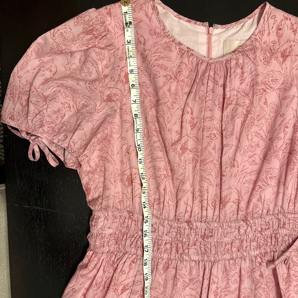 Gal Meets Glam Giselle Pink Smocked Tiered Midi Dress - Size 12 - Picture 7 of 10